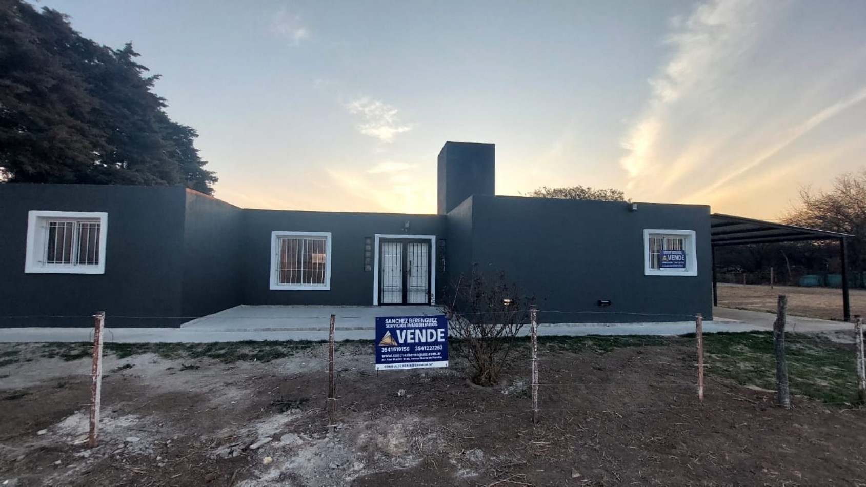 CASA EN VENTA EN MI GRANJA, CORDOBA. CA192