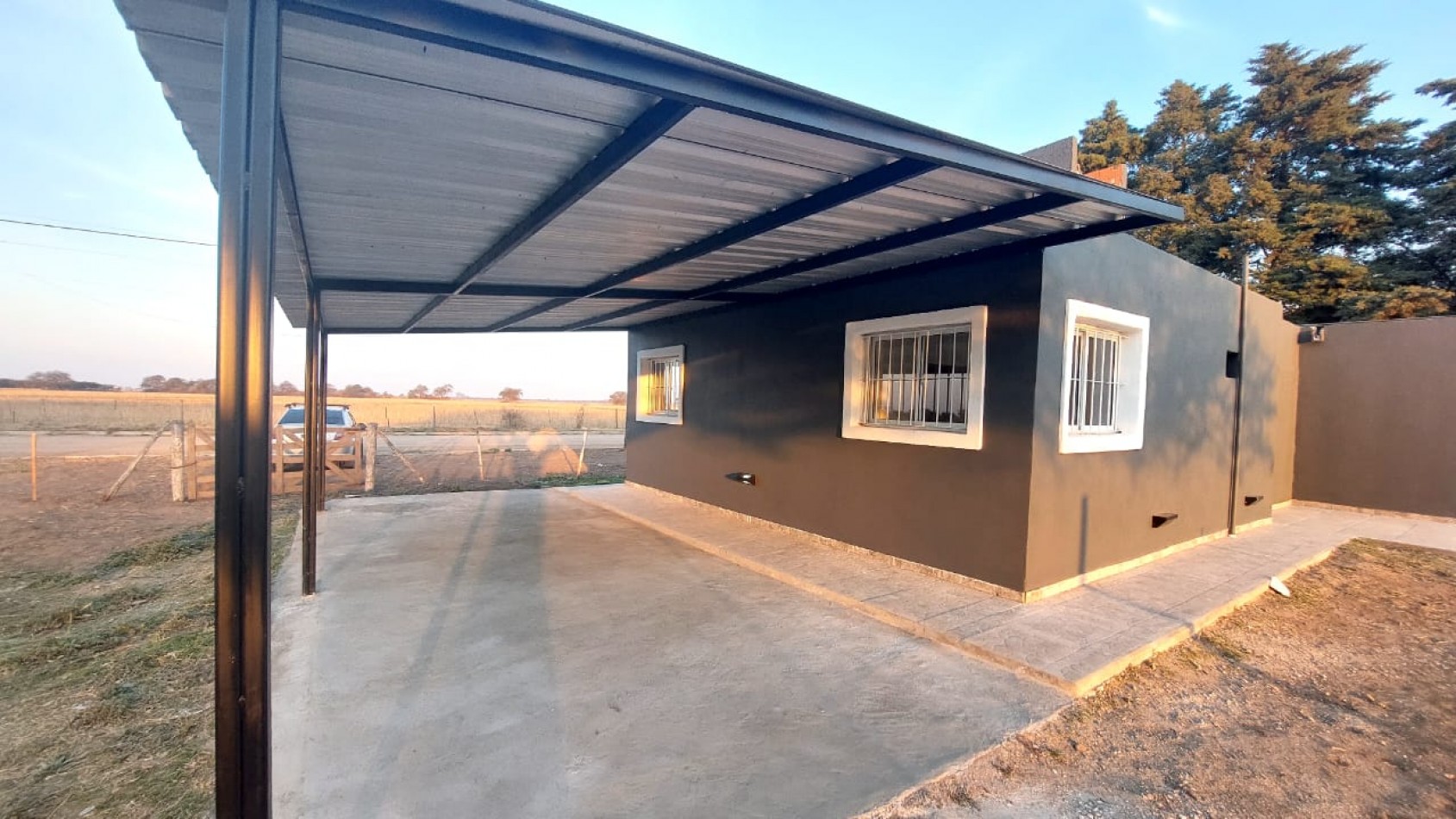 CASA EN VENTA EN MI GRANJA, CORDOBA. CA192