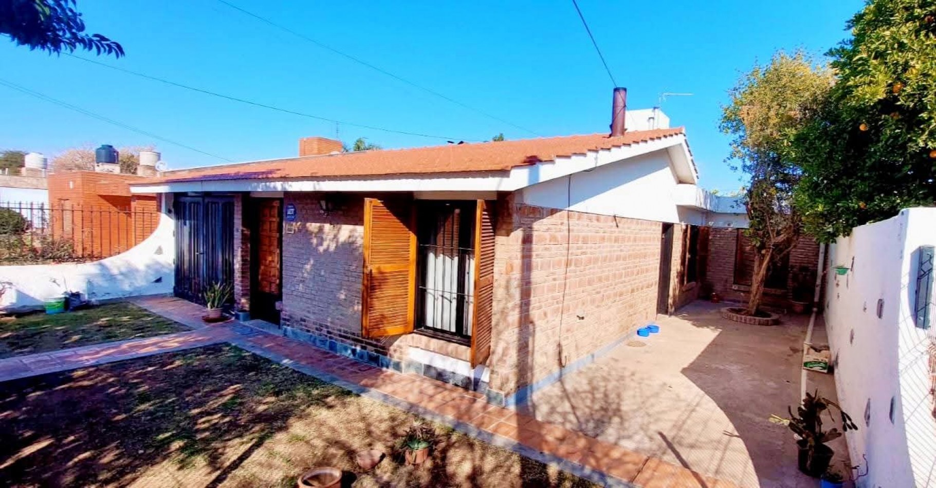 CASA EN VENTA EN BARRIO SANTA CECILIA, CORDOBA CA144