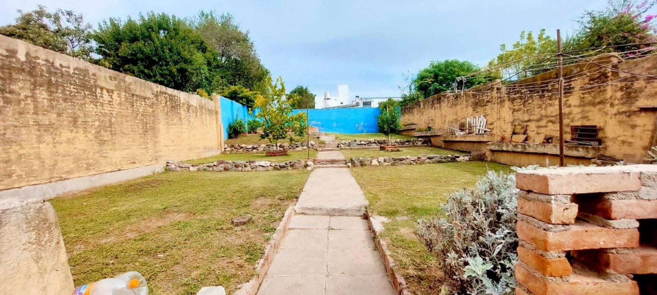 CASA EN VENTA EN LA CALERA, CORDOBA, SOBRE RUTA E55. CA70 