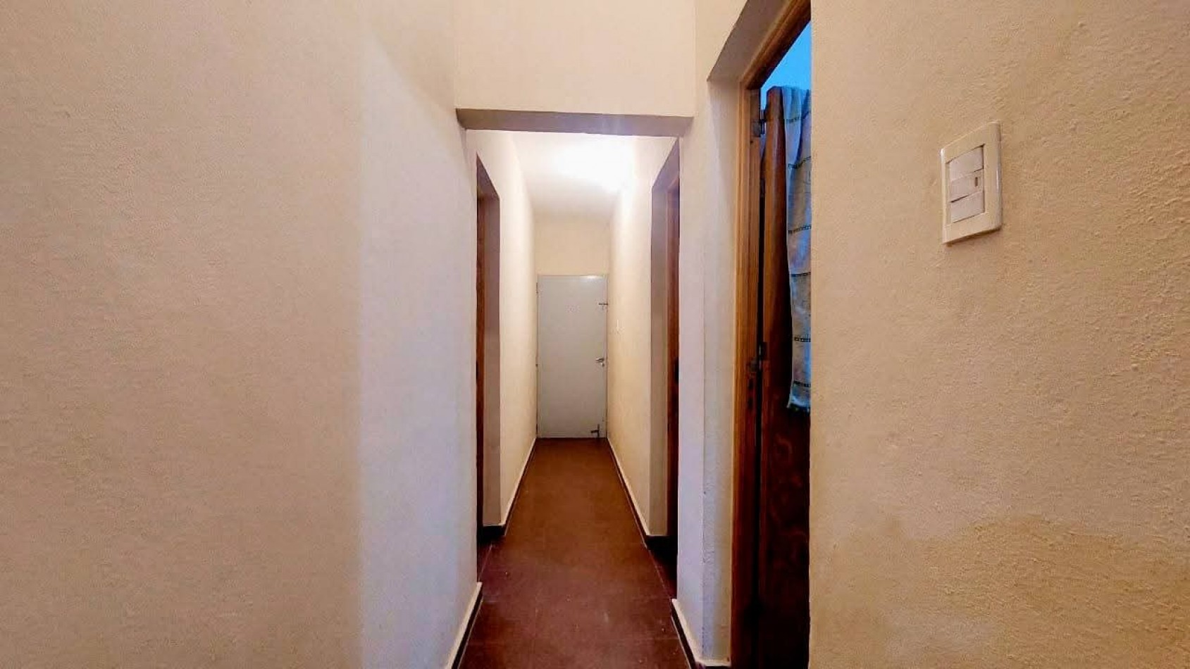 CASA EN VENTA EN MALVINAS ARGENTINAS, CORDOBA. SOBRE IMPORTANTE AVENIDA. CA188F.