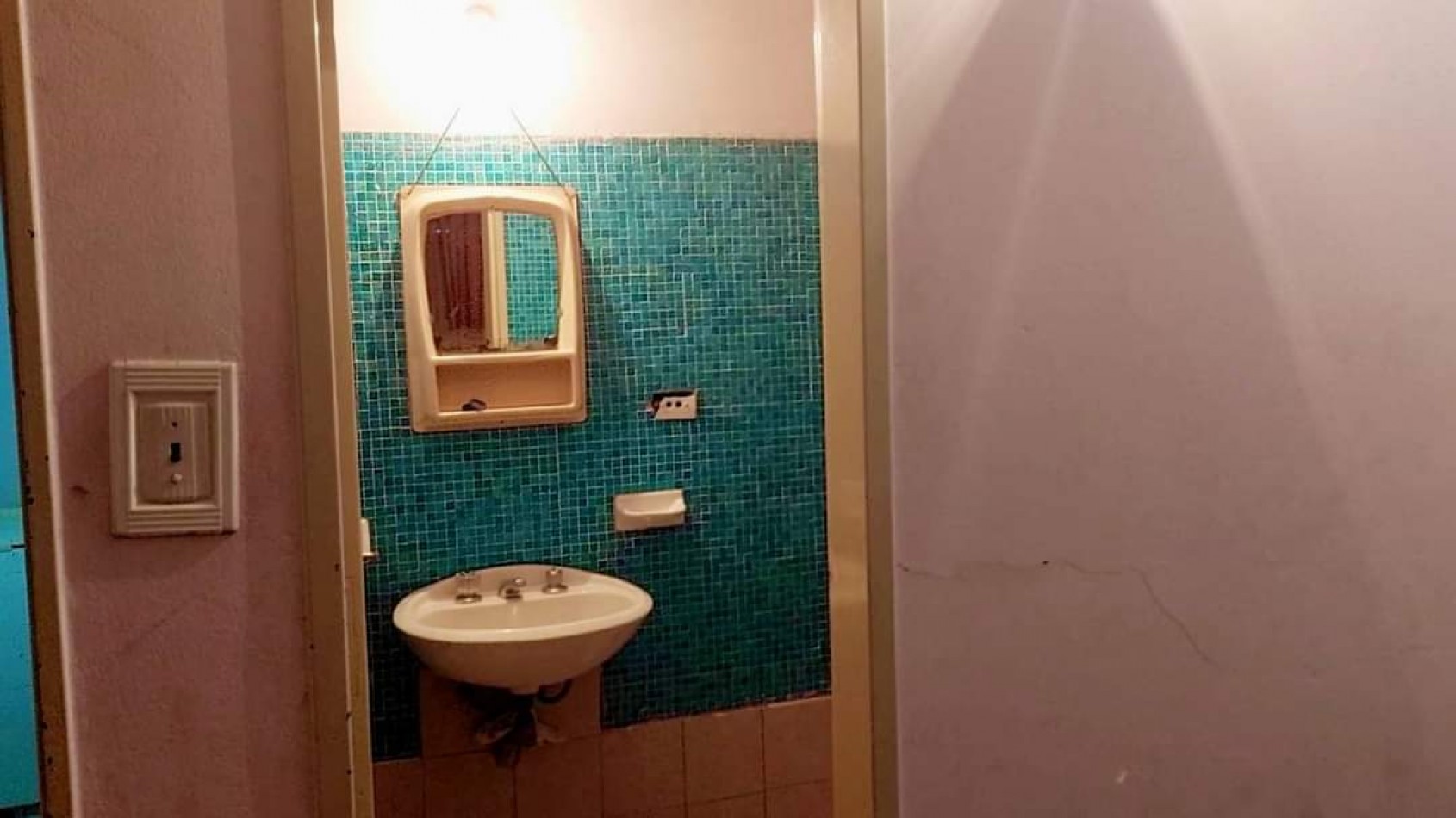 DEPARTAMENTO DE 3 DORMITORIOS EN VENTA EN EL CENTRO DE COSQUIN. CA184