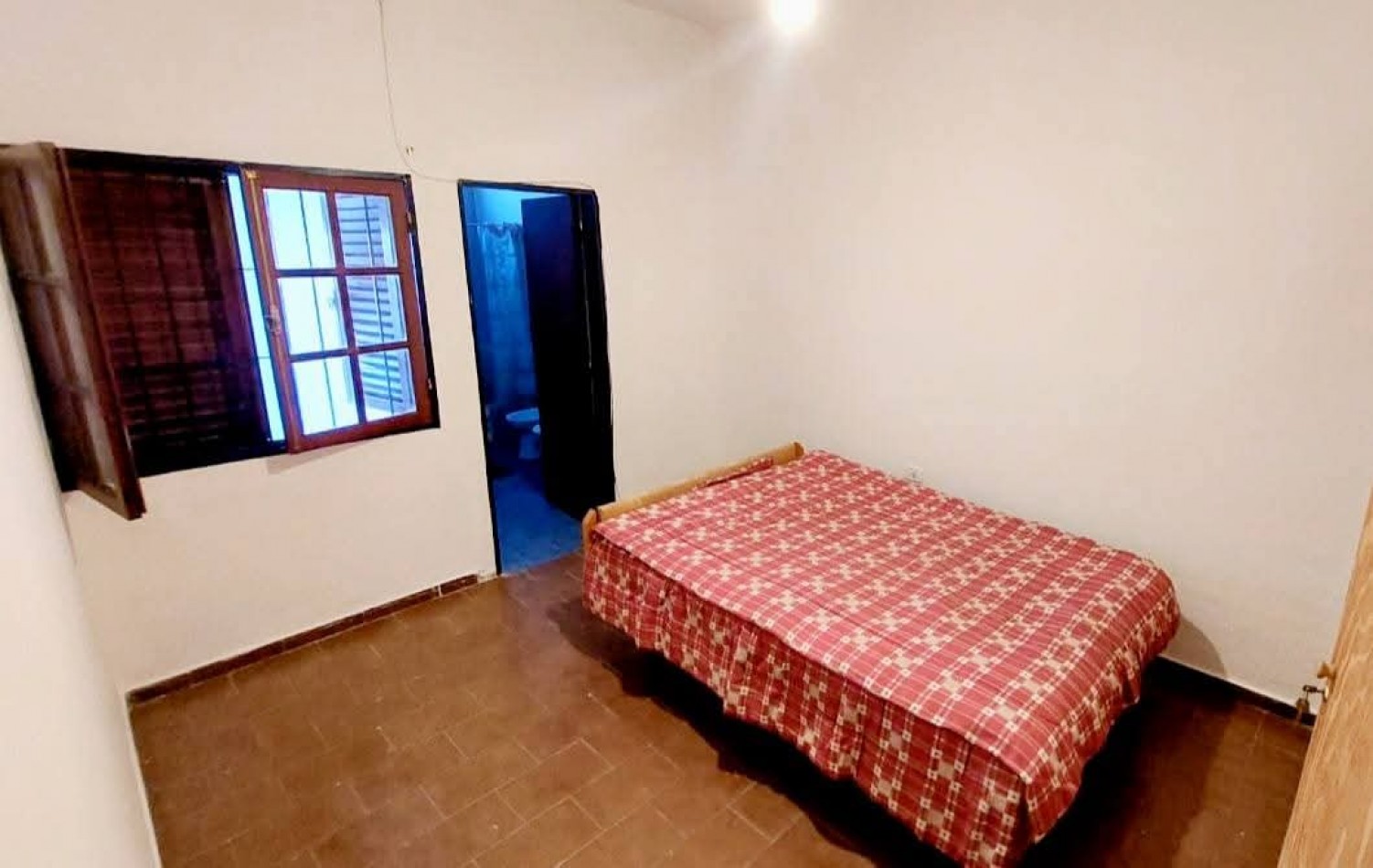 CASA EN VENTA EN BARRIO YOFRE SUD, CIUDAD DE CORDOBA. CA214