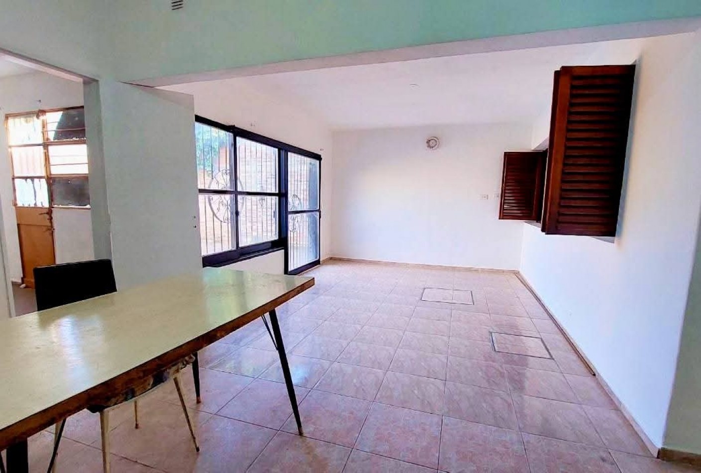CASA EN VENTA EN BARRIO YOFRE SUD, CIUDAD DE CORDOBA. CA214