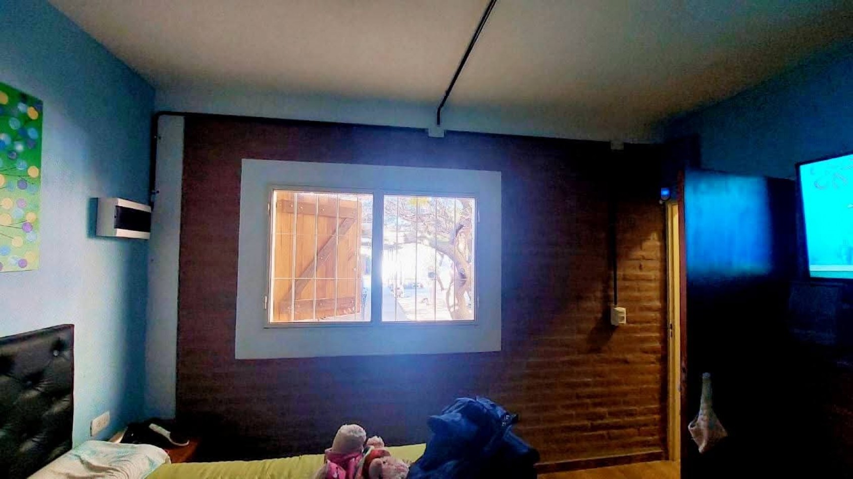 CASA EN VENTA EN MALVINAS ARGENTINAS, CORDOBA. SOBRE IMPORTANTE AVENIDA. CA188F.