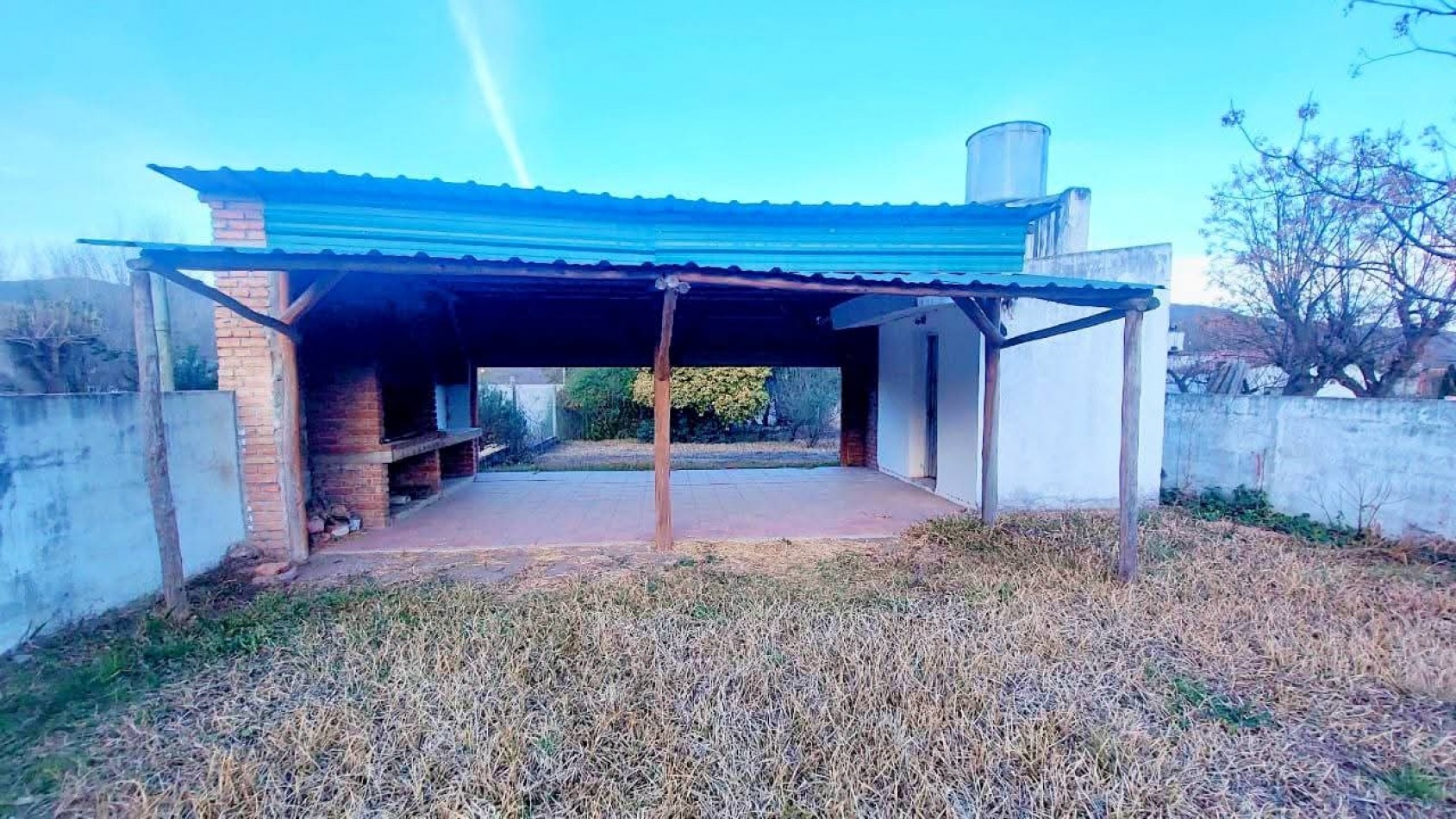 TERRENO CON CONSTRUCCION EN VENTA EN SANTA MARIA DE PUNILLA. TE134