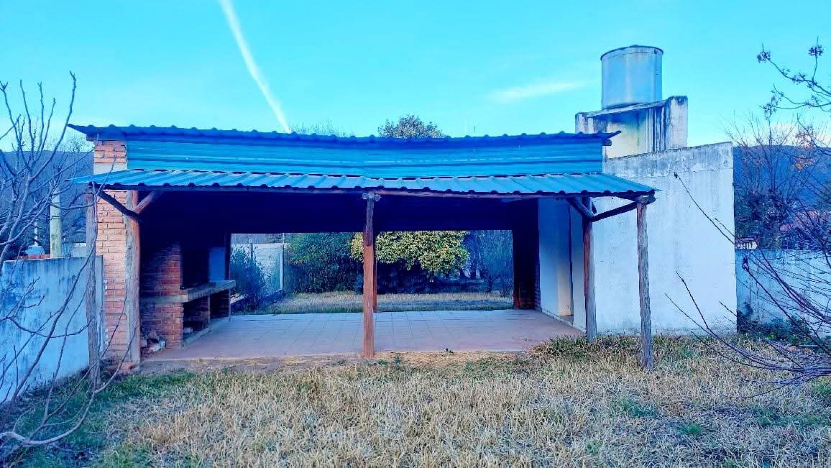 TERRENO CON CONSTRUCCION EN VENTA EN SANTA MARIA DE PUNILLA. TE134