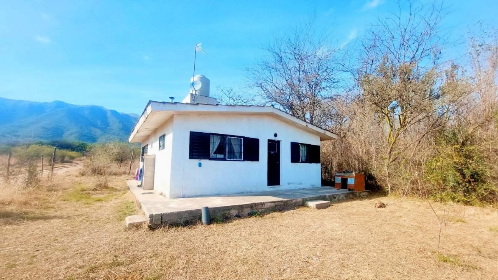 CASA EN VENTA EN SANTA MARIA DE PUNILLA, VISTA PANORAMICA A LAS SIERRAS. CA186